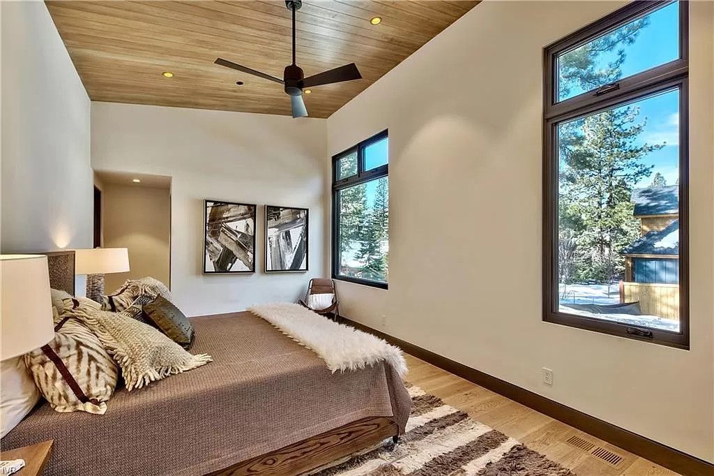 Spectacular Modern and Smart Mountain Home in Nevada asks for $8,450,000