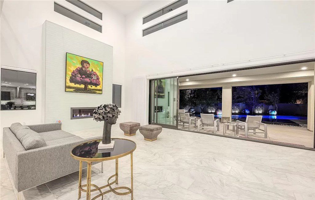 This $3,825,000 exceptional Home in Nevada has an abundance of natural light