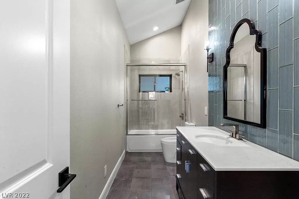 This completely remodeled $3,000,000 House in Nevada reaches the perfection