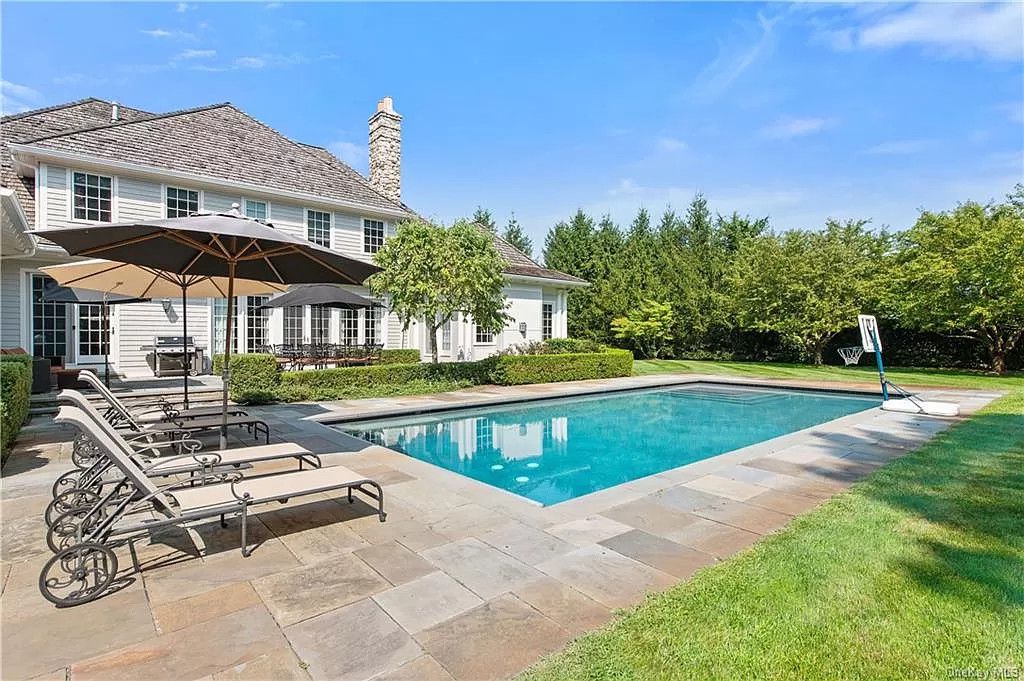Elegant $3,500,000 Stone and Shingle House In New York offers truly Southern twist lifestyle