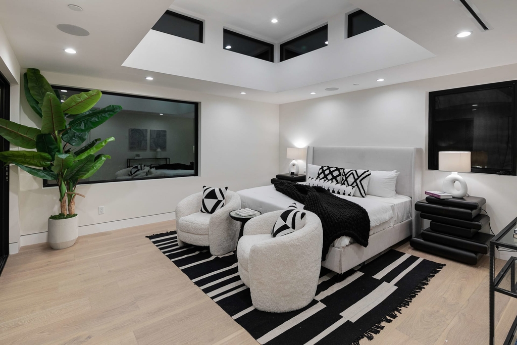 The Home in Beverly Grove is a modern new construction estate offers a sweeping open floor plan commencing from the colossal entry through the grand main level now available for sale. This home located at 731 N Curson Ave, Los Angeles, California