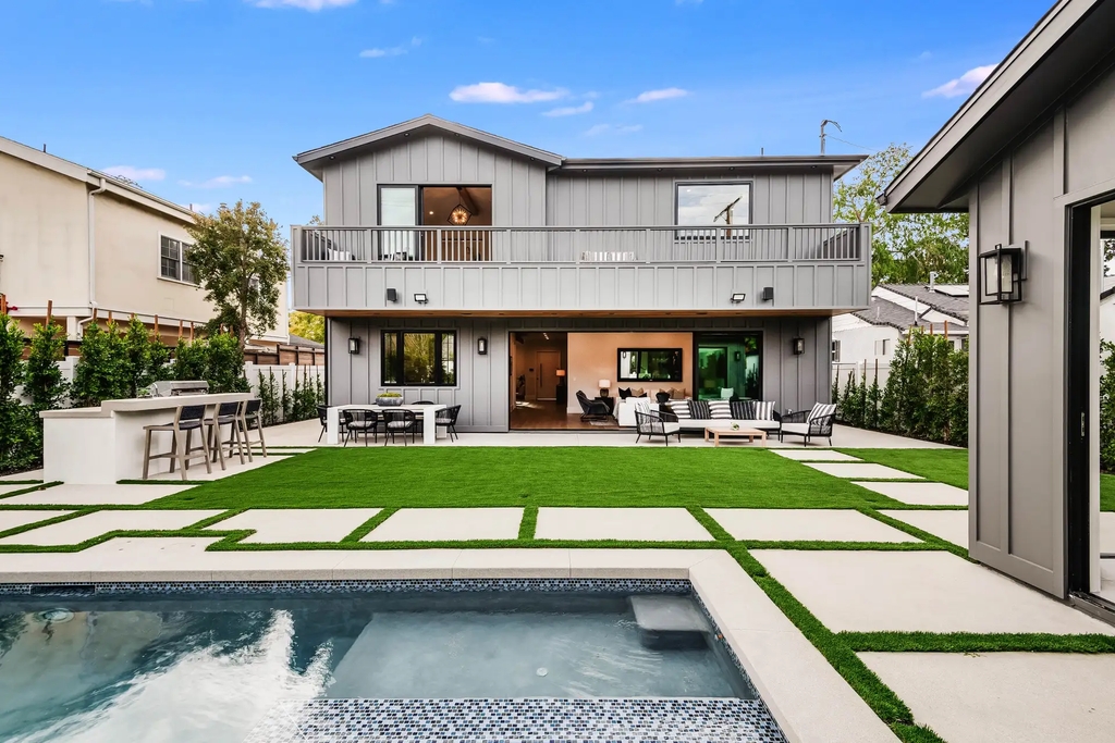 The Home in Studio City is a gorgeous new construction in prestigious Colfax Meadows perfect for indoor outdoor entertaining now available for sale. This home located at 4210 Kraft Ave, Studio City, California