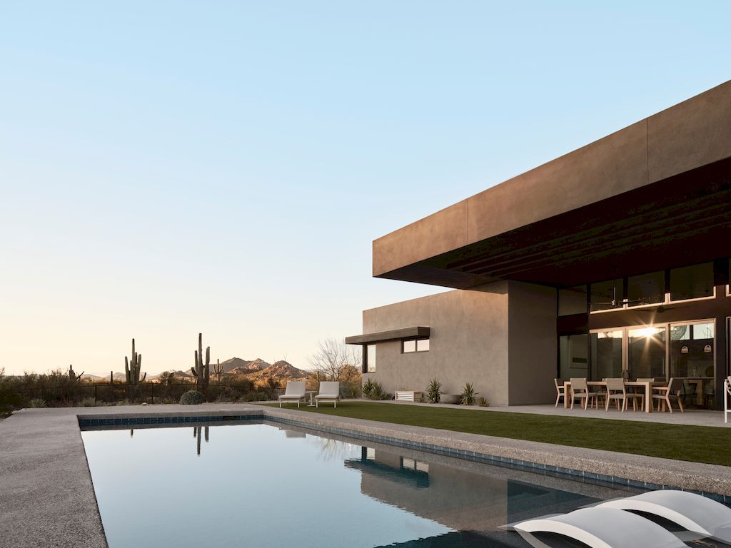 Boulders House, Prominent Project in Arizona Desert by The Ranch Mine