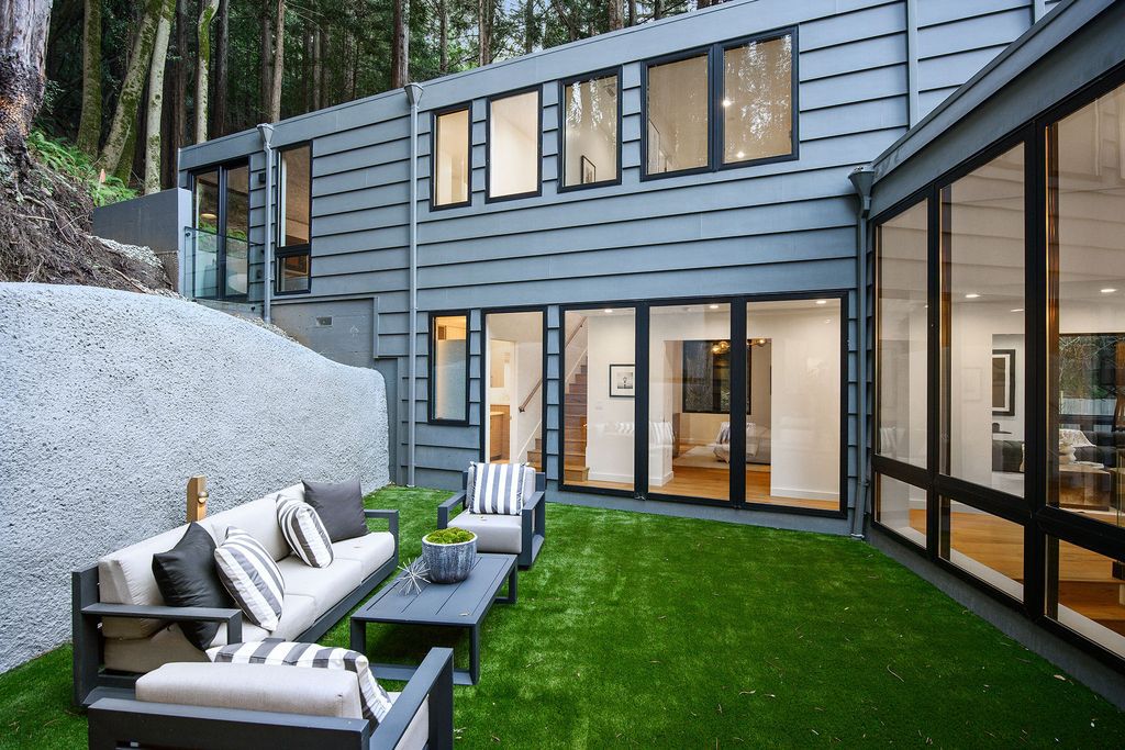 Brand-New-Construction-Home-in-Mill-Valley-with-Tasteful-Walnut-Accents-hits-The-Market-for-5995000-17