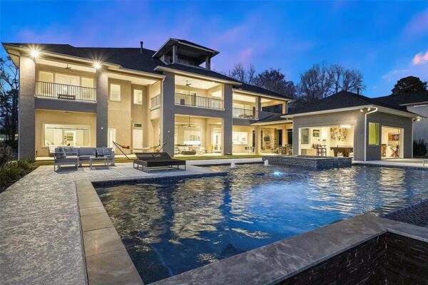 $4,500,000 Brand New Home in Montgomery with Expansive Water Views