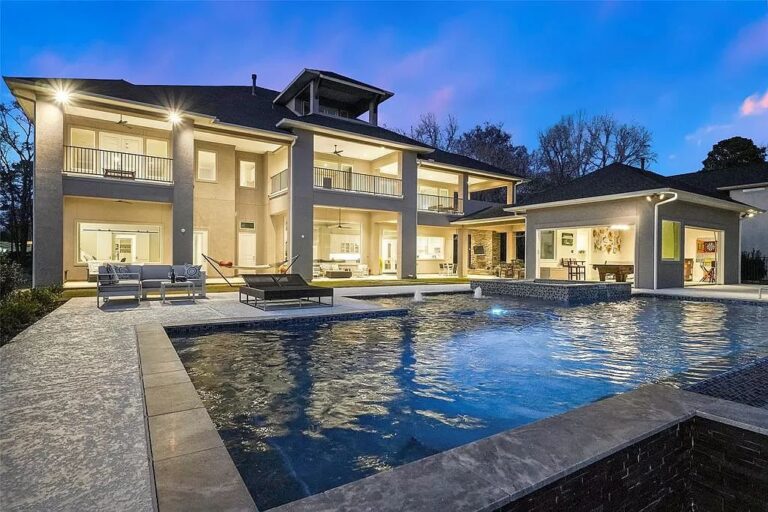 Brand New Luxury Home in Montgomery with Expansive Water Views hits The Market for $4,500,000