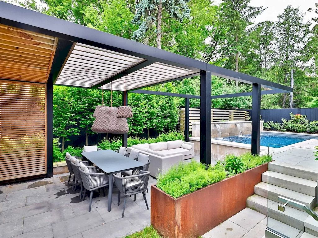 Contemporary-Georgian-Masterpiece-in-Toronto-on-the-Market-at-C8750000-2
