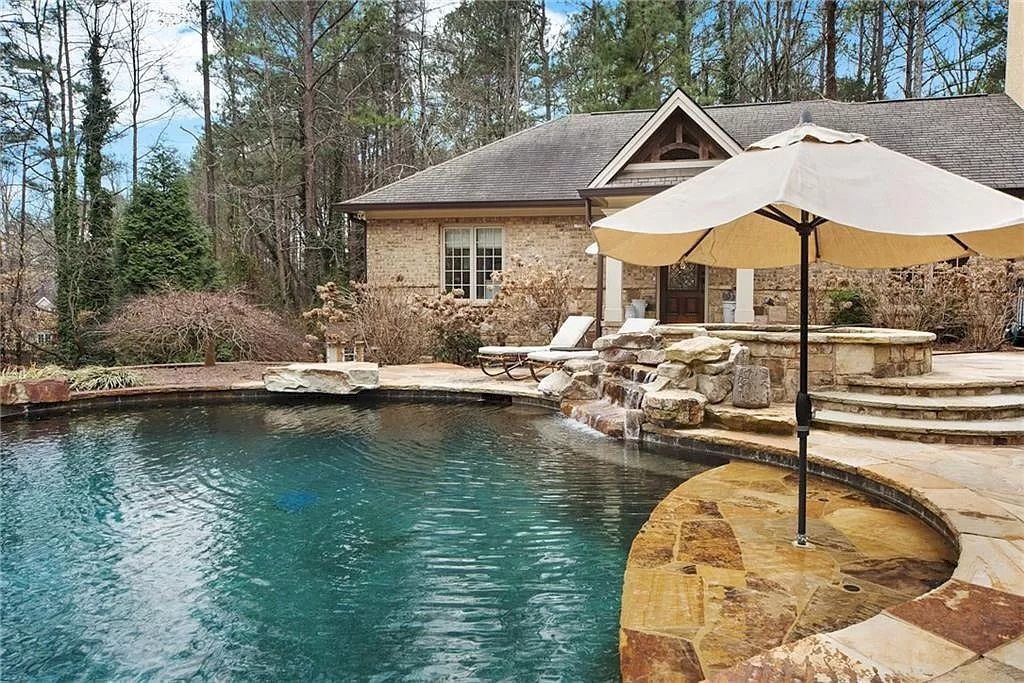 Coveted-Home-in-Georgia-of-Unmatched-Construction-and-Thoughtful-Design-Listed-at-3250000-18