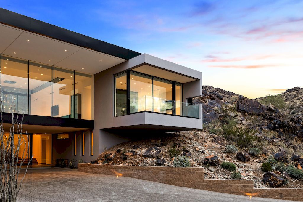 Desert-Jewel-Residence-in-Arizona-by-Kendle-Design-Collaborative-3