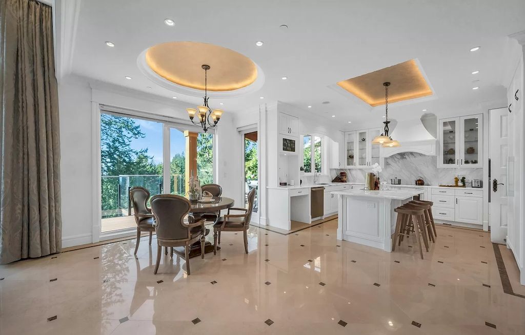 European-inspired-Residence-Unobstructed-Water-Views-in-West-Vancouver-Asks-for-C6280000-17