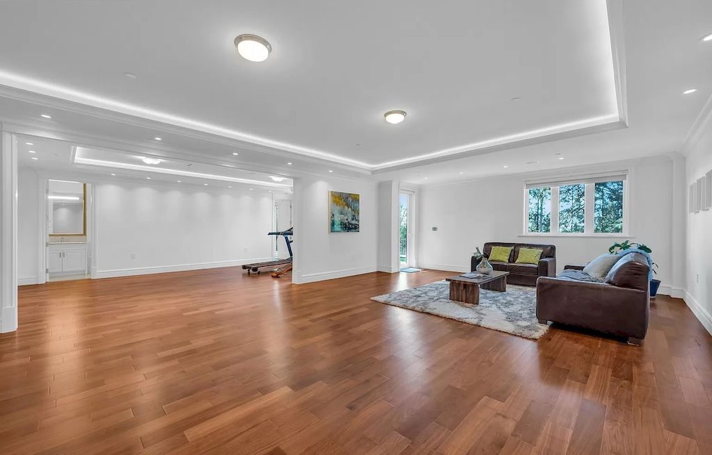 European-inspired-Residence-Unobstructed-Water-Views-in-West-Vancouver-Asks-for-C6280000-41