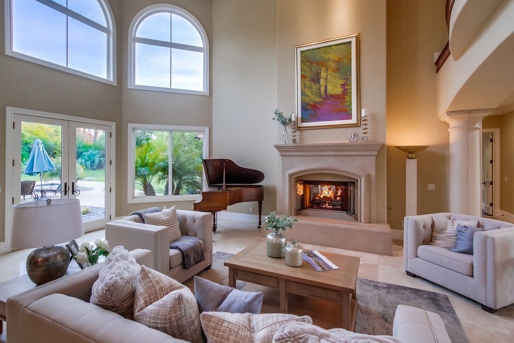 Exquisite-Custom-Home-in-Poway-with-A-Spacious-Floor-Plan-Perfect-for-Entertaining-Asking-for-3149000-13