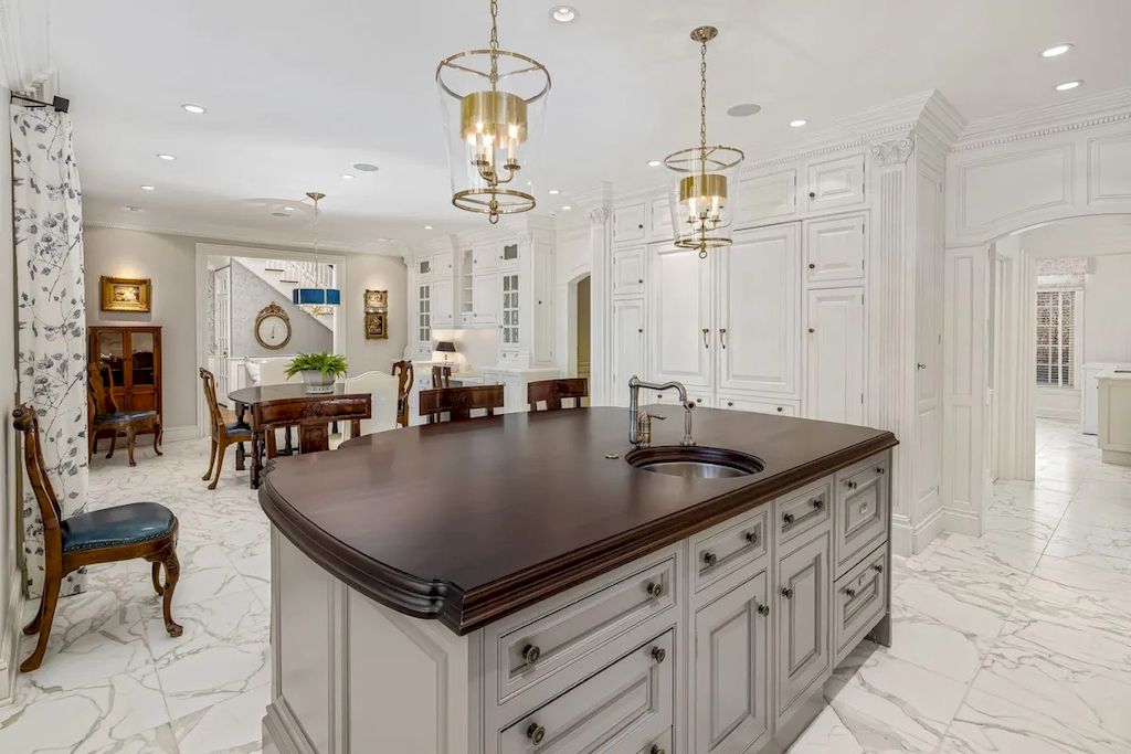Feasting-Your-Eyes-on-this-5900000-Exceptional-Home-in-New-Jersey-11-4