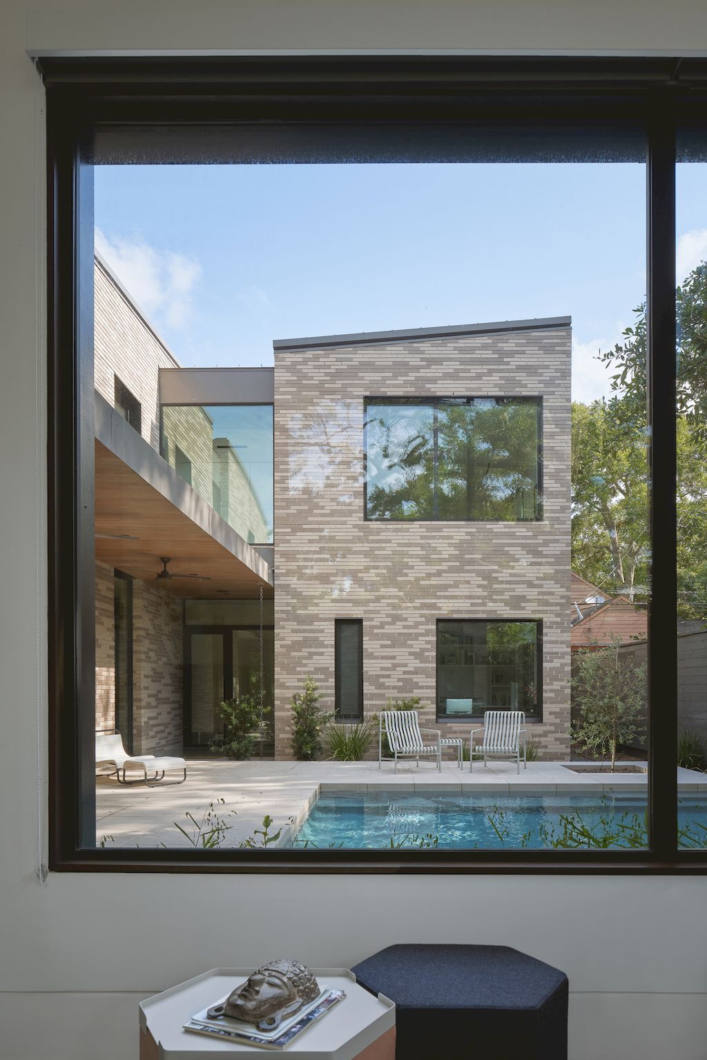 Greenbriar-Residence-Elegant-series-of-stones-by-CONTENT-Architecture-15