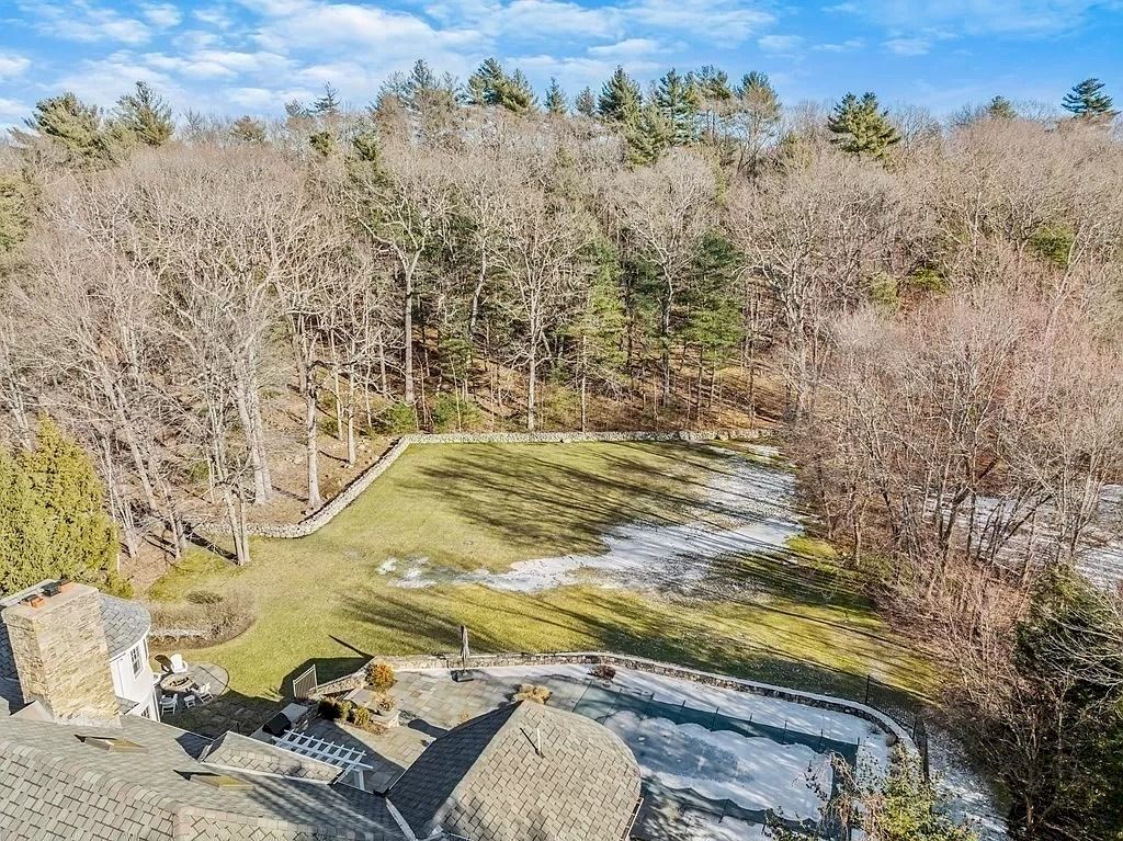 Impressive-Shingle-and-Stone-Residence-in-Massachusetts-Listed-at-6900000-30