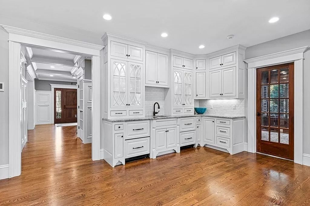 The Home in Massachusetts is a luxurious home set on a gorgeous private lot now available for sale. This home located at 92 Hundreds Rd, Wellesley, Massachusetts; offering 06 bedrooms and 09 bathrooms with 8,602 square feet of living spaces.