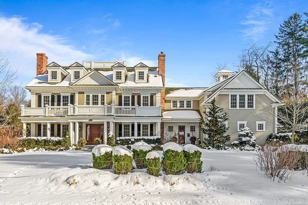 Luxury-Property-with-Timeless-Architecture-and-State-of-the-art-Technology-in-Massachusetts-Listed-at-4995000-3