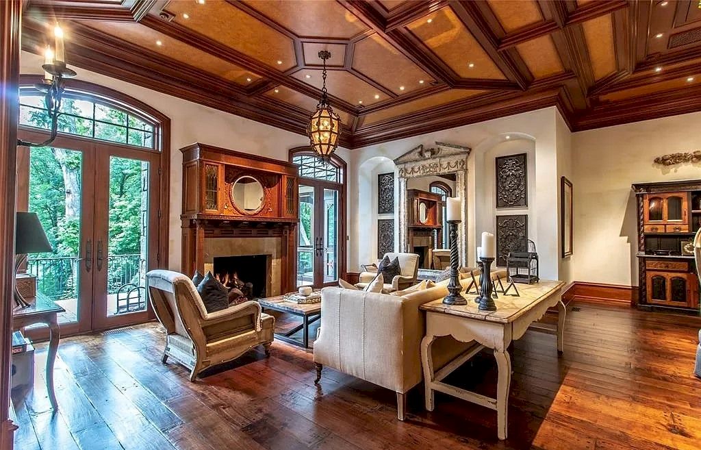Magnificent-Estate-Built-with-Unsurpassed-Quality-Craftsmanship-and-Finest-Materials-in-Michigan-Listed-at-5699000-22