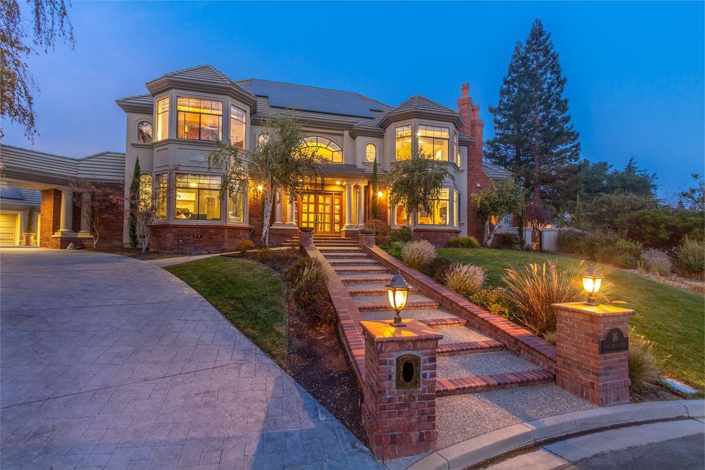 Magnificent-Home-in-Danville-with-Architectural-Detailing-and-5-star-Resort-Backyard-for-Sale-at-4888888-28