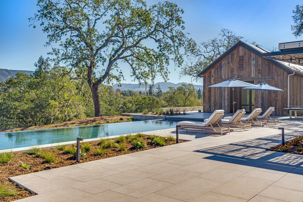 Newly-Built-Modern-Farmhouse-in-Napa-with-Exceptional-Custom-Finishes-on-Market-for-10000000-21