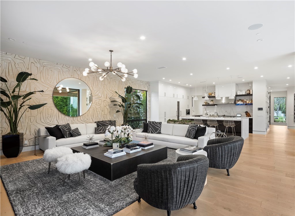 The Home in Newport Beach is a soft contemporary residence located in the highly sought-after Newport Heights neighborhood now available for sale. This home located at 2617 Clay St, Newport Beach, California; 