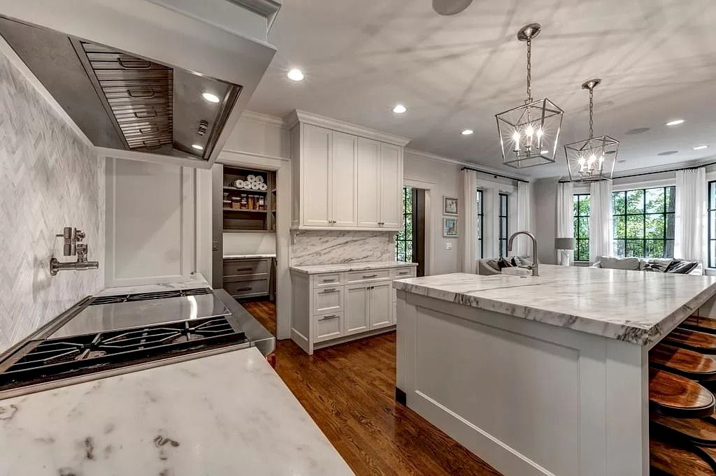 Perfect-House-of-Combination-of-Historic-Charm-with-Modern-Open-Floor-Plan-for-Today-Lifestyle-in-Georgia-Listed-at-3500000-14