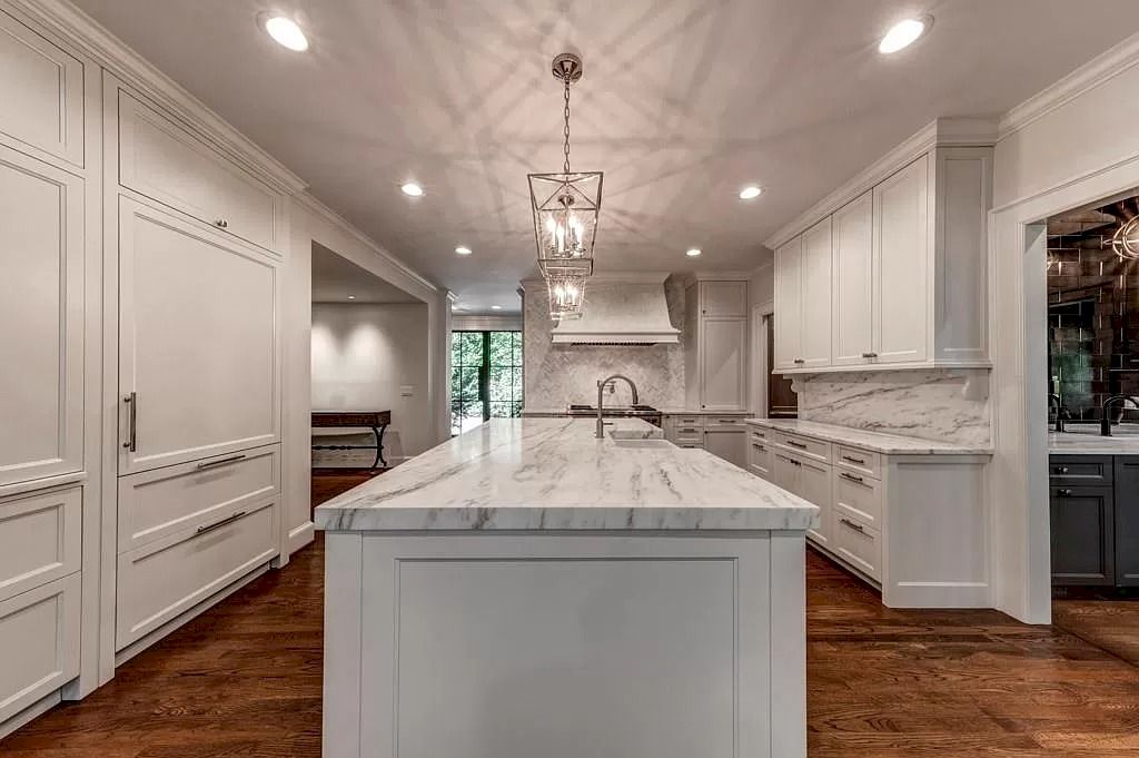 The Home in Georgia is a luxurious home of high quality, gorgeous design, and wonderful floor plan now available for sale. This home located at 1061 Stovall Blvd NE, Atlanta, Georgia; offering 04 bedrooms and 05 bathrooms with 5,920 square feet of living spaces. 