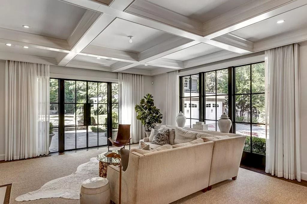 Perfect-House-of-Combination-of-Historic-Charm-with-Modern-Open-Floor-Plan-for-Today-Lifestyle-in-Georgia-Listed-at-3500000-24