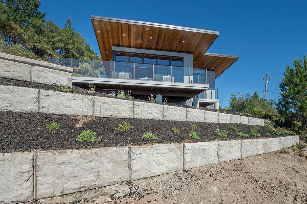 Sonoma Valley Guest House Overlook Beautiful Nature by Coates Design