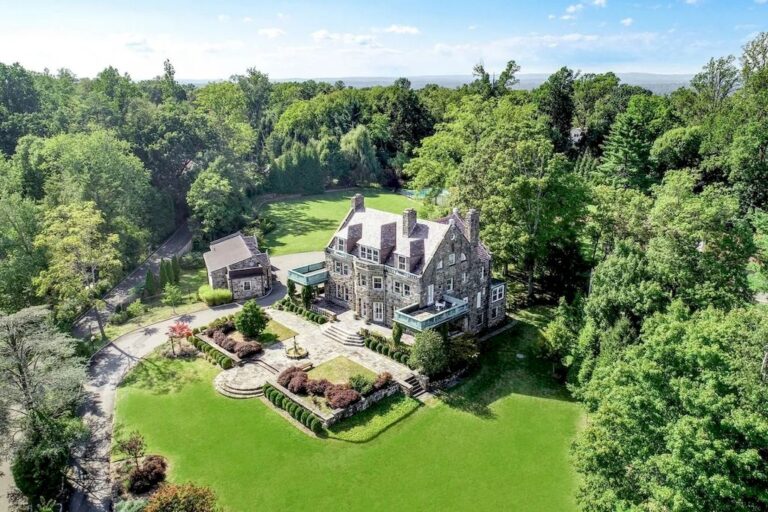 Spectacular Stone Mansion in New Jersey Hits Market for $7,500,000
