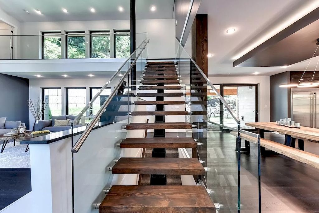 Spectacular-Ultra-Modern-Luxury-Home-Overlooking-the-Ocean-Lists-for-C3880000-in-British-Columbia-18