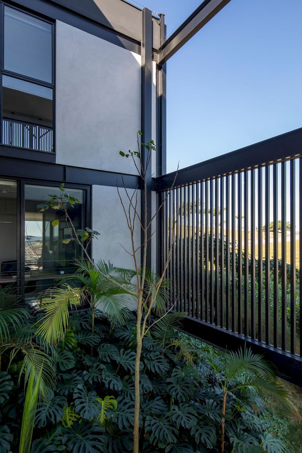 Stunning three storey project H House in Brazil by Sonne Müller Arquitetos