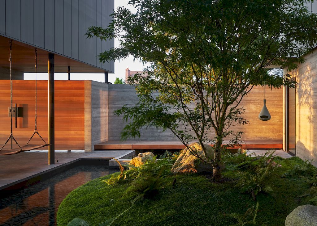 The Perch House with Verdant Courtyard in Seattle by Chadbourne + Doss