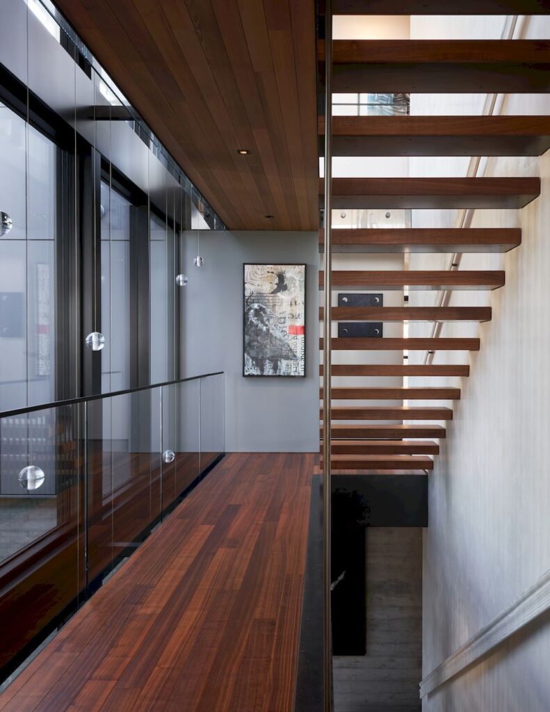 The Perch House with Verdant Courtyard in Seattle by Chadbourne + Doss
