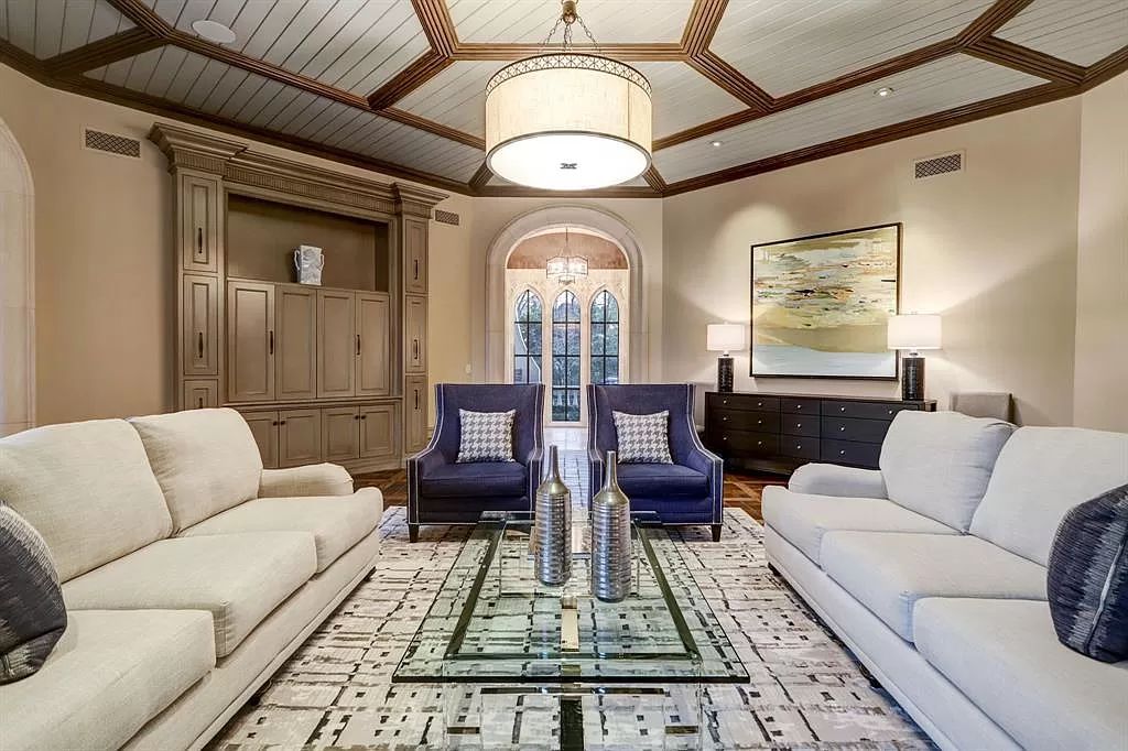 This-17900000-English-Manor-Estate-in-Houston-was-Built-of-Only-The-Finest-Materials-26