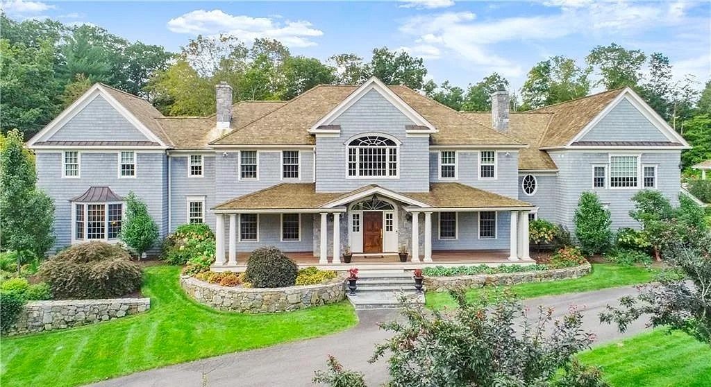 The Home in Connecticut is a luxurious home upgraded with special features, beautiful exterior and landscaping now available for sale. This home located at 64 Old Redding Rd, Weston, Connecticut; offering 05 bedrooms and 09 bathrooms with 11,450 square feet of living spaces.