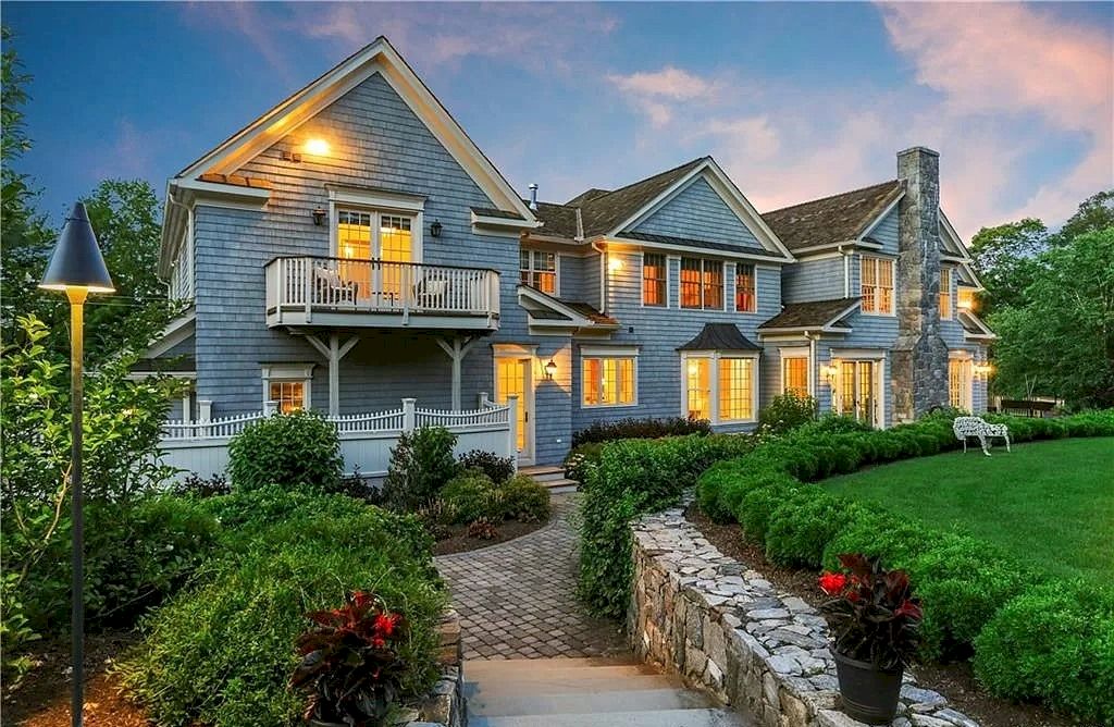 The Home in Connecticut is a luxurious home upgraded with special features, beautiful exterior and landscaping now available for sale. This home located at 64 Old Redding Rd, Weston, Connecticut; offering 05 bedrooms and 09 bathrooms with 11,450 square feet of living spaces.