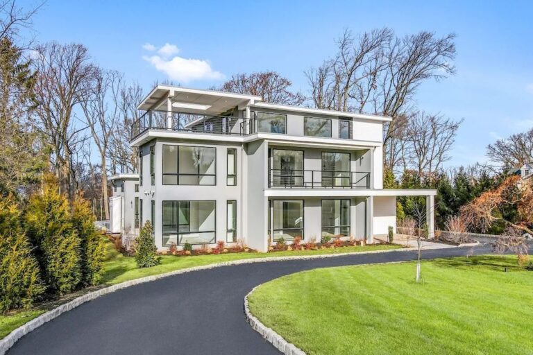 This $5,995,000 One-of-a-kind Contemporary Home in New Jersey Exhilarates Modern Architectural Masterpiece