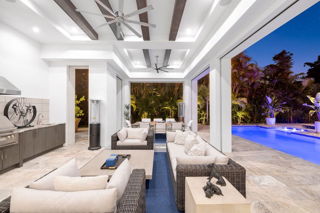 This-7500000-Brand-New-Spectacular-Home-in-Naples-has-A-Perfect-Backyard-Oasis-2