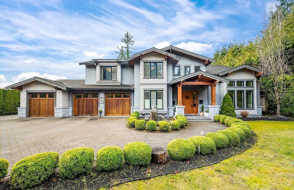 The Home in West Vancouver offers panoramic Ocean and City view, now available for sale. This home located at 516 Hadden Dr, West Vancouver, BC V7S 1G8, Canada