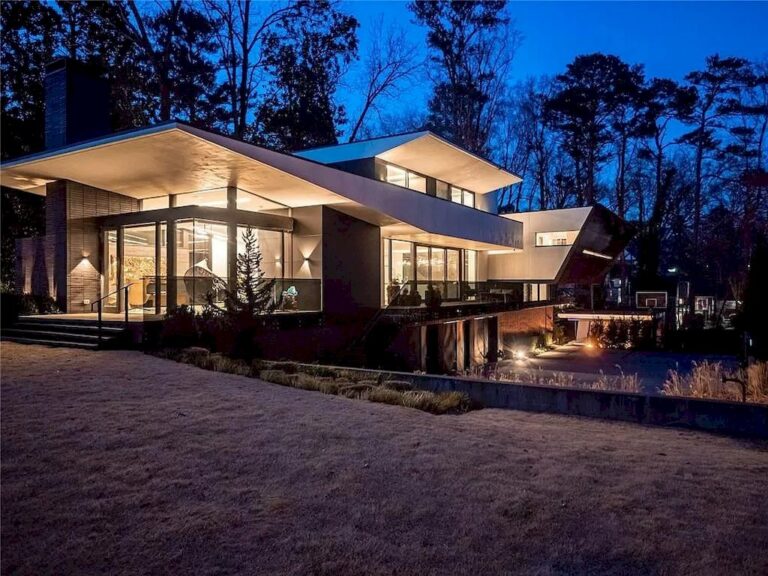 This Gorgeous Contemporary Home in Georgia Hits Market for $4,995,000