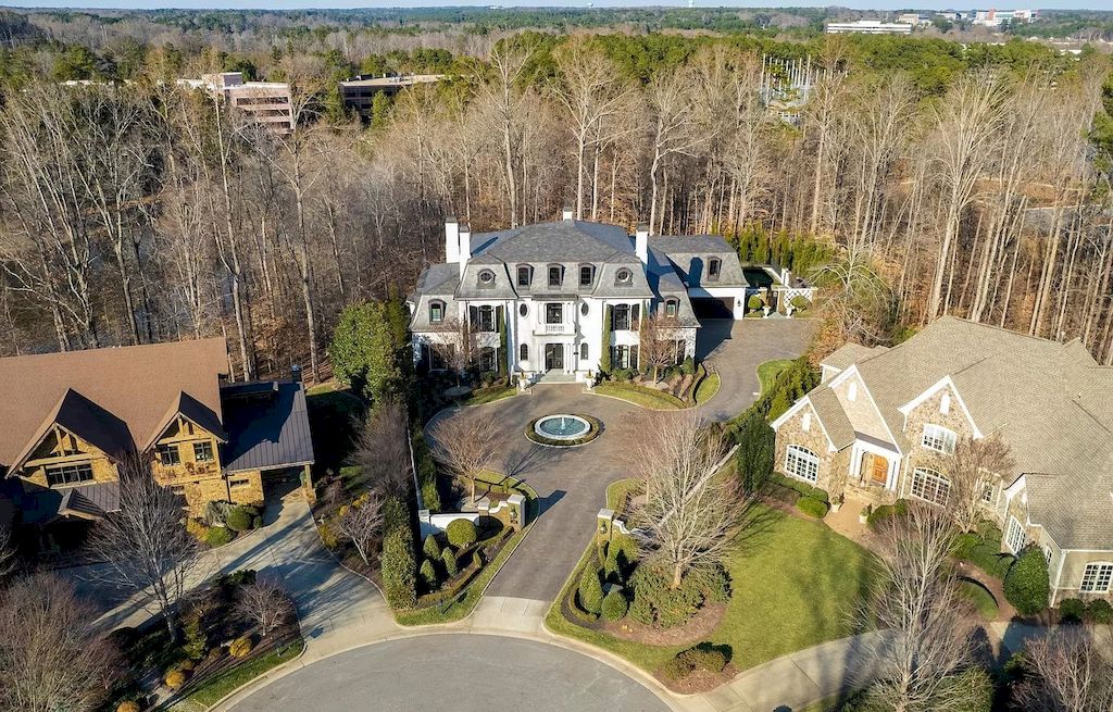 This-One-of-North-Carolina-Finest-Homes-Hits-Market-for-9000000-51