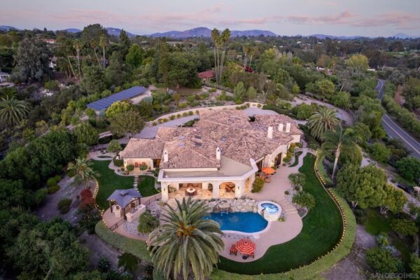 $9,750,000 Covenant Home with Unobstructed View in Rancho Santa Fe