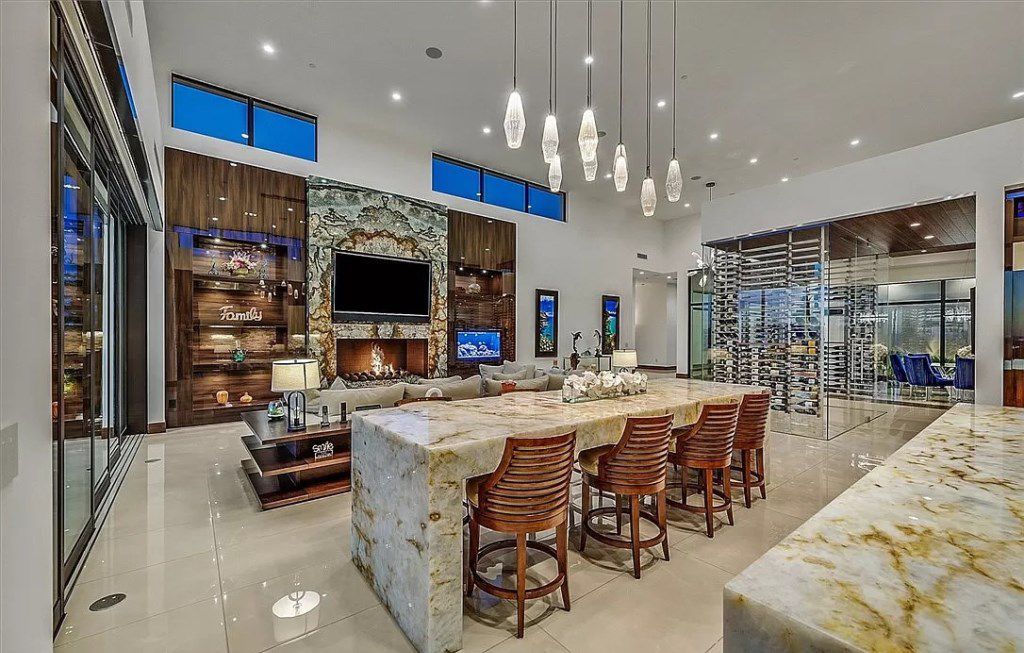 Drop dead stunning single story Home in Nevada asks for $8,175,000 with unobstructed valley views