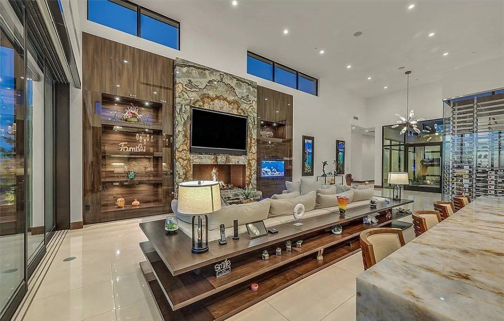 Drop dead stunning single story Home in Nevada asks for $8,175,000 with unobstructed valley views