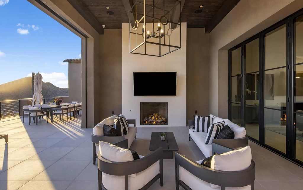 This Ultra Luxurious Modern European style Estate in Arizona sells for $14,500,000