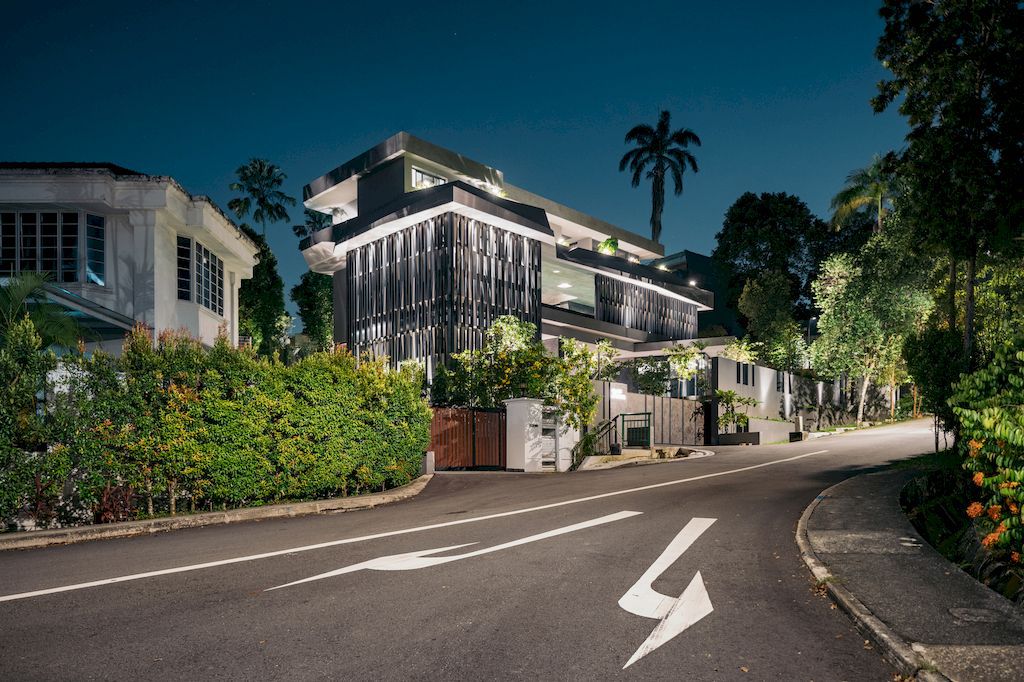 3ASH House express masculine aesthetic in Singapore by Czarl Architects