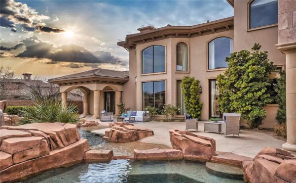 This $4,200,000 Stylish Two Story Custom Estate in Nevada has oasis ...