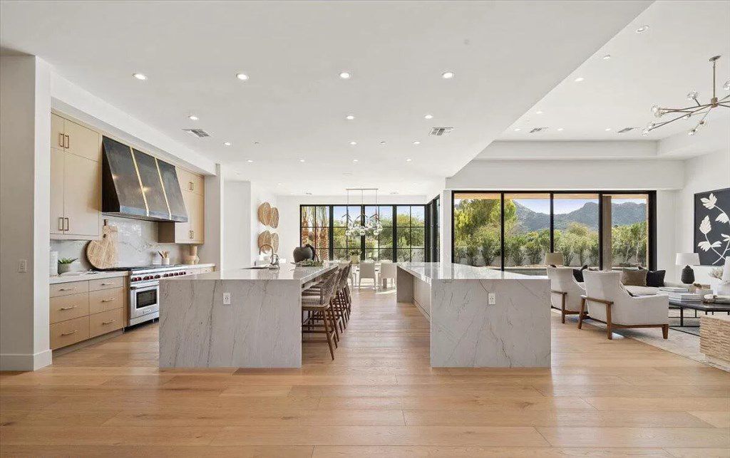 Single level modern Residence in Arizona asks for $12,500,000 designed by Norton Luxury Homes