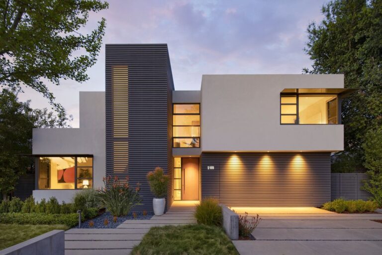 A Modern Architectural Home in Palo Alto with Stunning Light-filled Spaces Asking for $9,500,000
